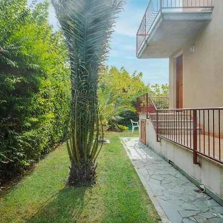 La Rocchetta By Interhome マリーナ・ディ・ピエトラサンタ